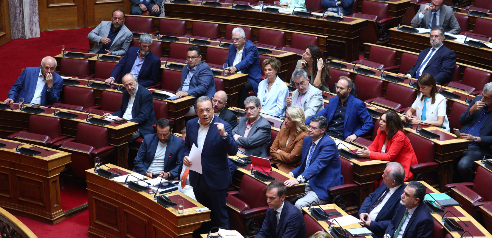 Live στη Βουλή η συζήτηση για προανακριτική για τον ΟΠΕΚΕΠΕ - Βαριές κουβέντες Φλωρίδη με ΣΥΡΙΖΑ και ΠΑΣΟΚ (βίντεο)