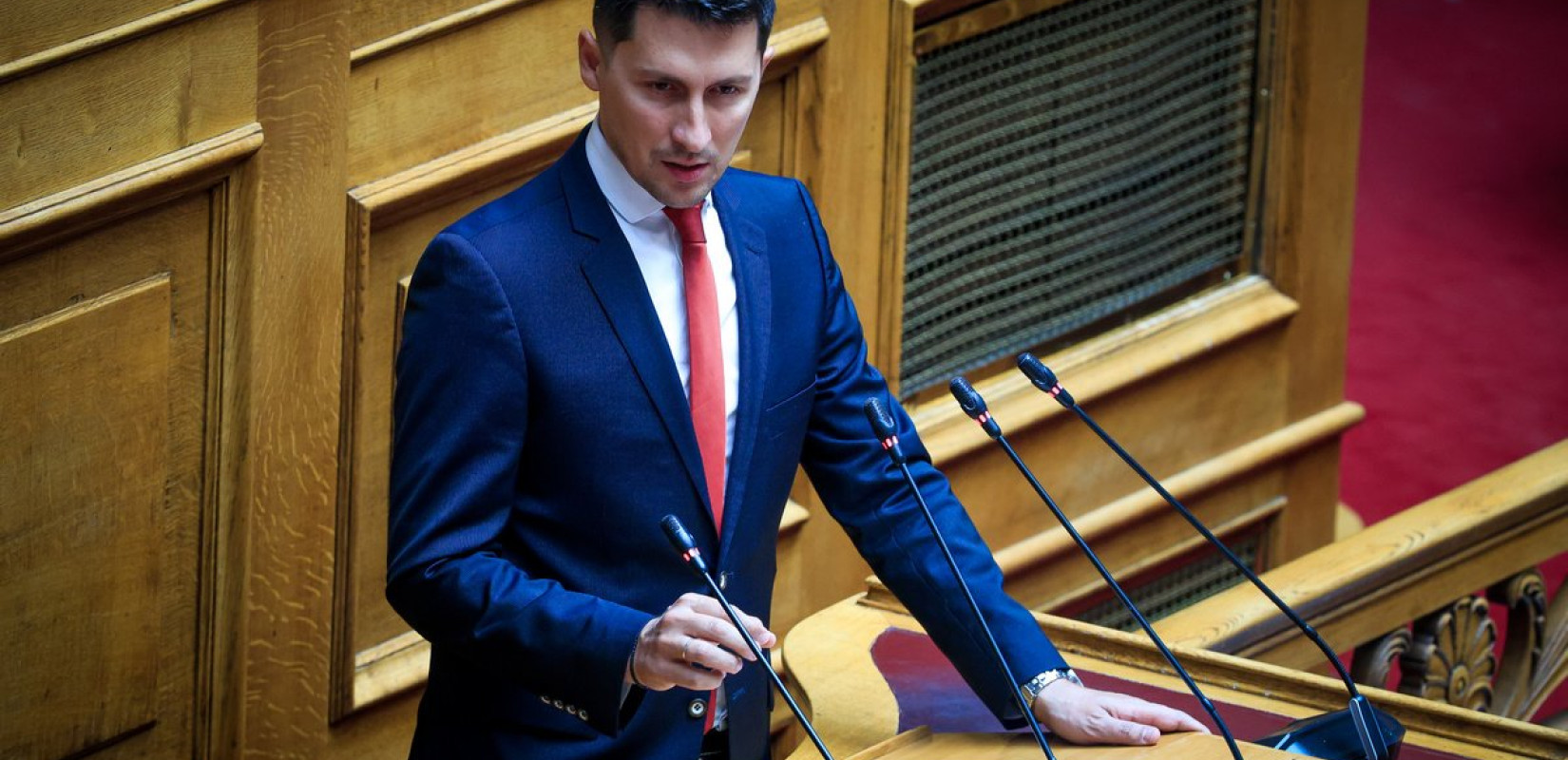 Παύλος Χρηστίδης στη «ΜτΚ»: Εργασία χωρίς όρια, ζωή χωρίς μέλλον