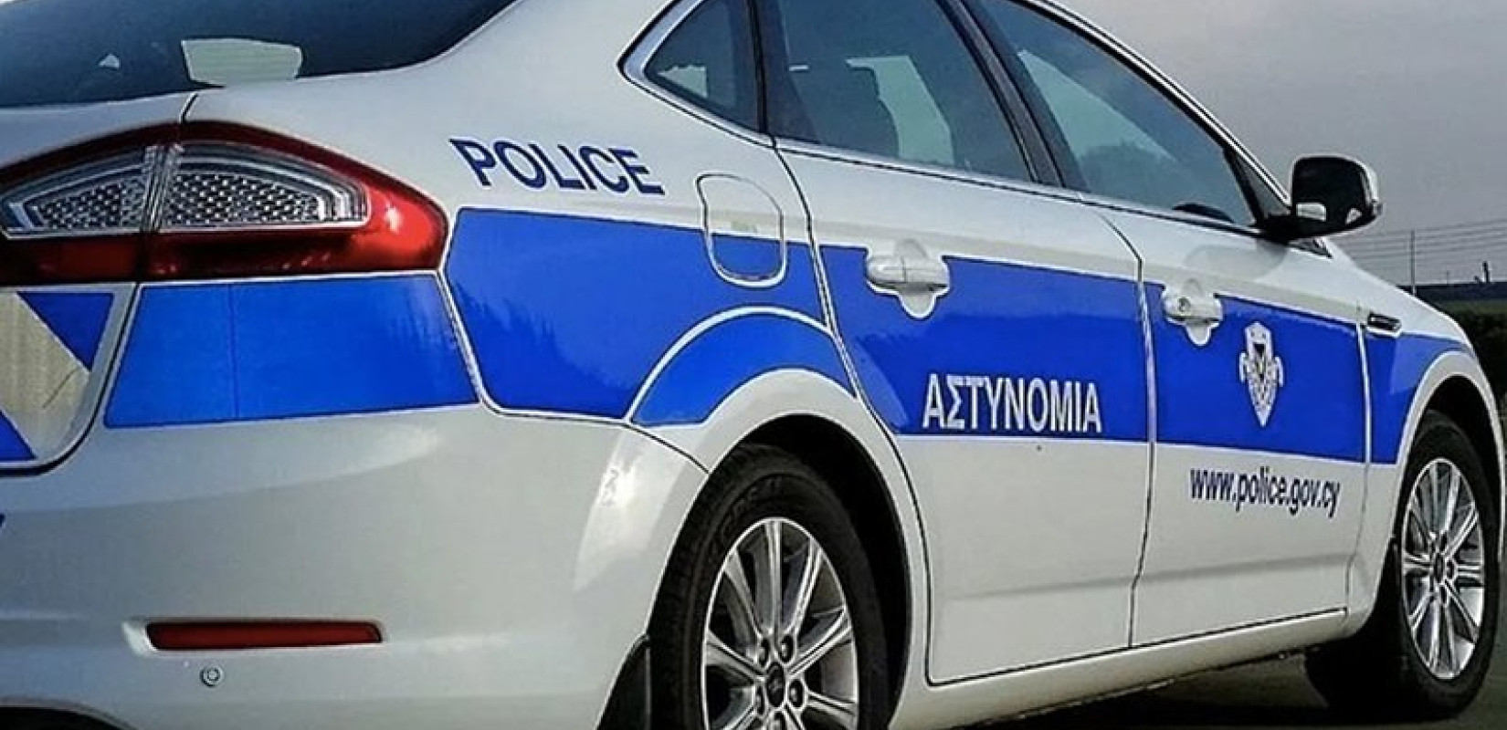 Αθήνα: Εμπρηστική επίθεση με γκαζάκια σε καφετέρια στην Καλλιθέα