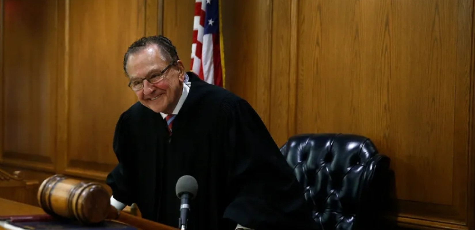 Φρανκ Κάπριο: Ο «πιο καλόκαρδος δικαστής» πέθανε στα 88 του χρόνια (βίντεο)