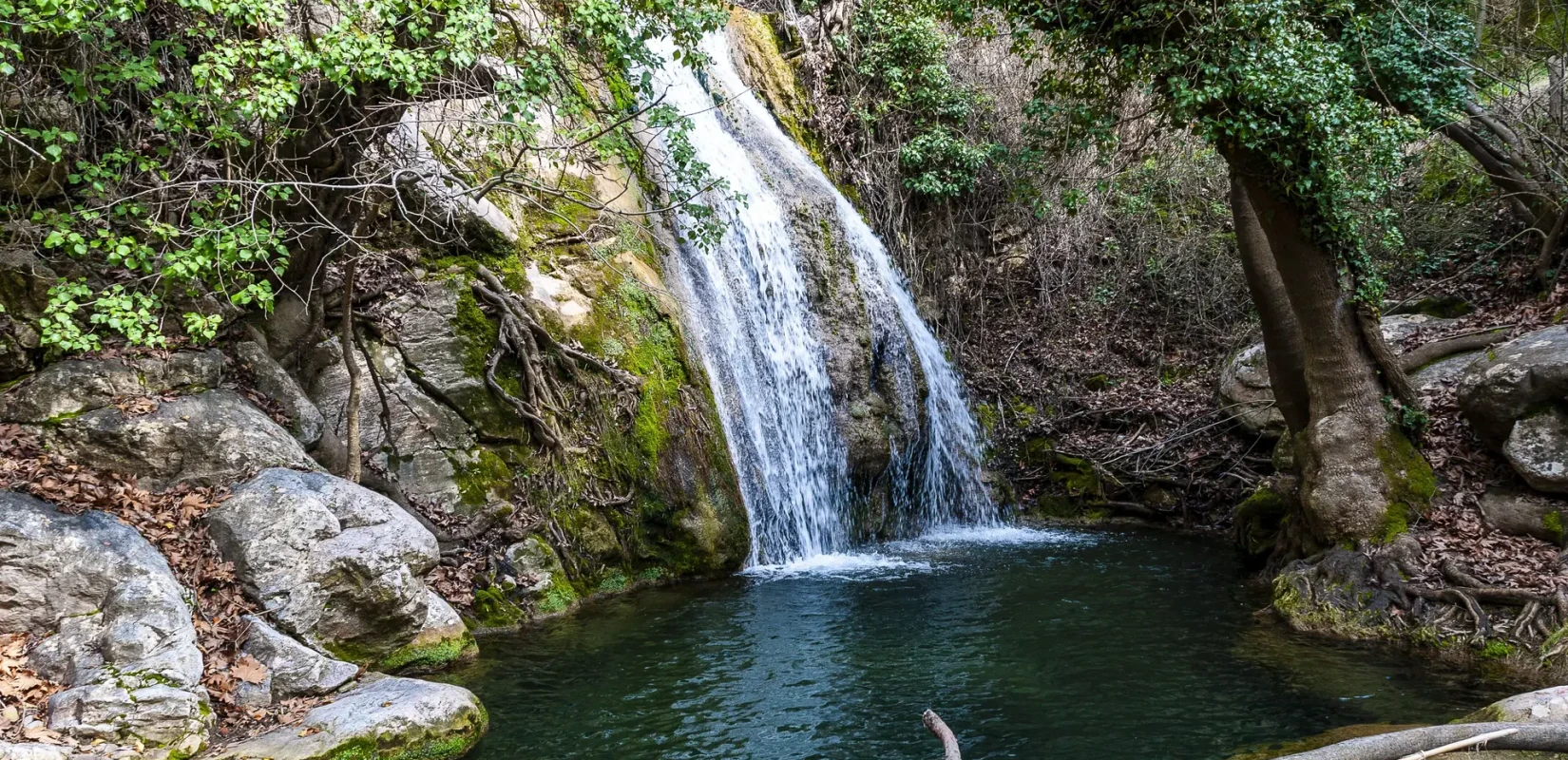 Ποιο είναι το ExplorePAMTH που «ξεναγεί» το κοινό σε πανέμορφες γωνίες τις Ελλάδας