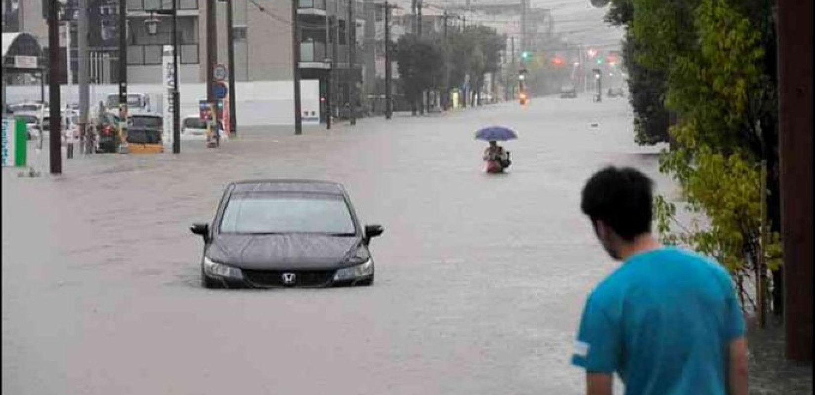 Ιαπωνία: Οι αρχές καλούν πάνω από τρία εκατ. ανθρώπους να απομακρυνθούν από τα σπίτια τους λόγω πλημμυρών