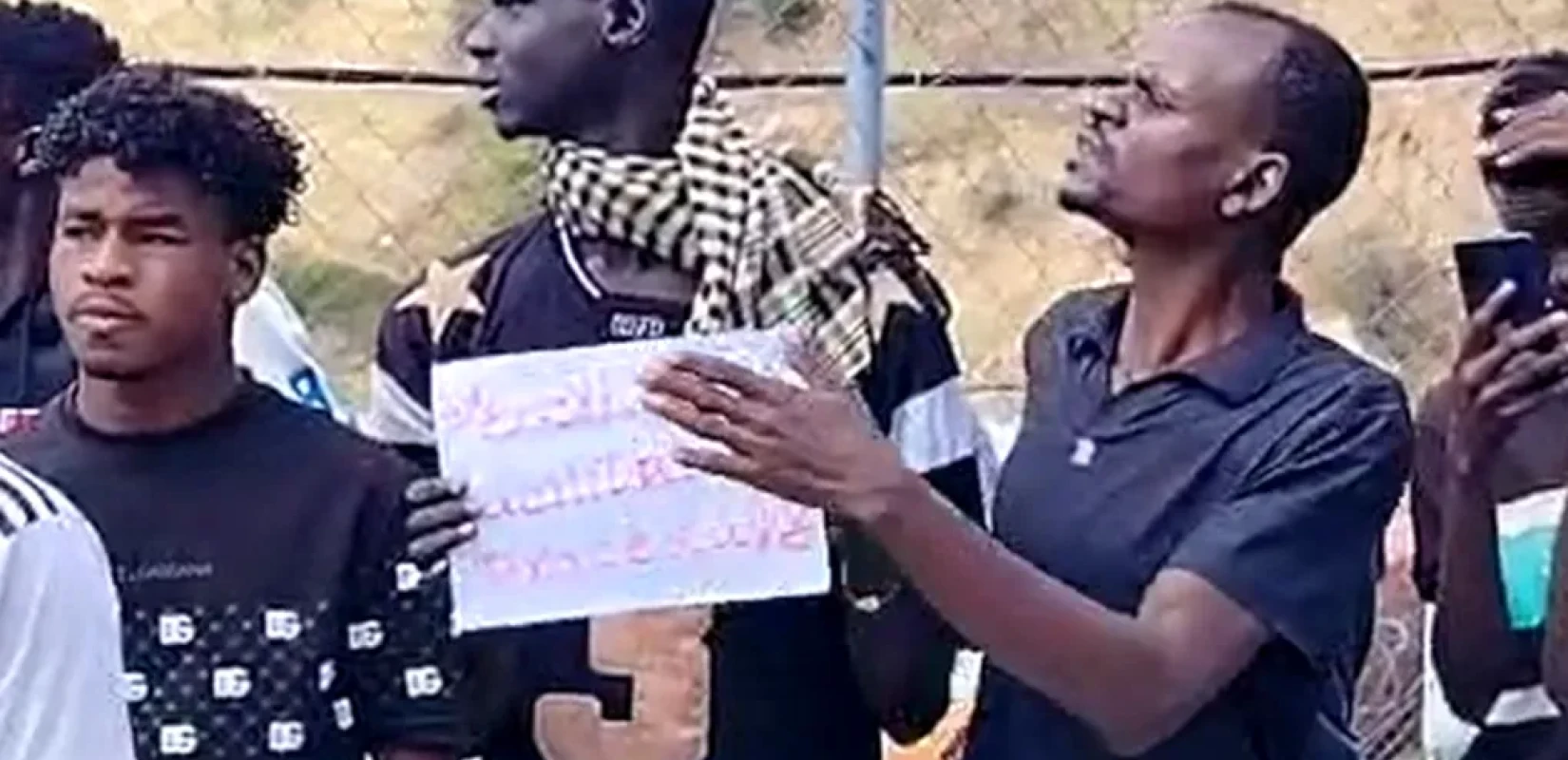 Δομή Σιντικής: Κινητοποιήσεις και απεργία πείνας των μεταναστών μετά την απόπειρα απόδρασης