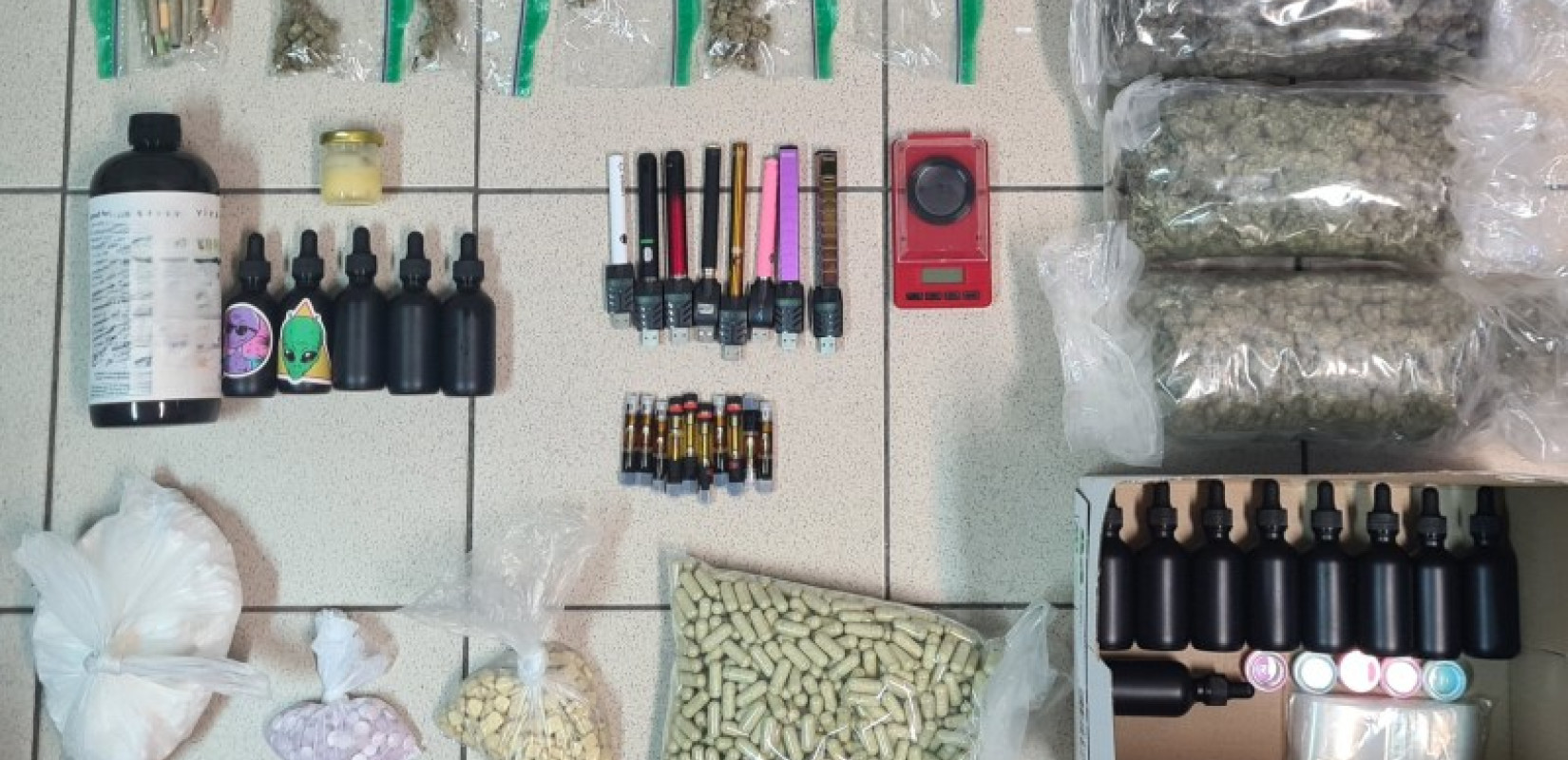 Θεσσαλονίκη: Συνελήφθησαν δύο άτομα με «βαρύ» φορτίο ναρκωτικών στην Ασπροβάλτα