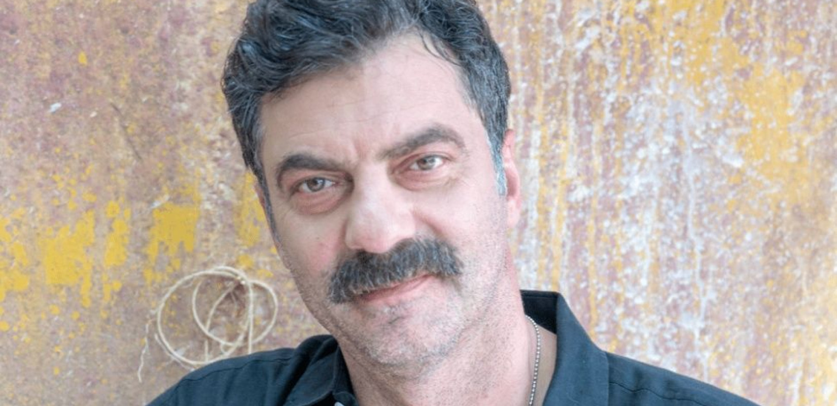 Στάθης Μαντζώρος: «Οι πιθανότητες να ξυπνήσει είναι 50-50», λέει ο πατέρας του (βίντεο)