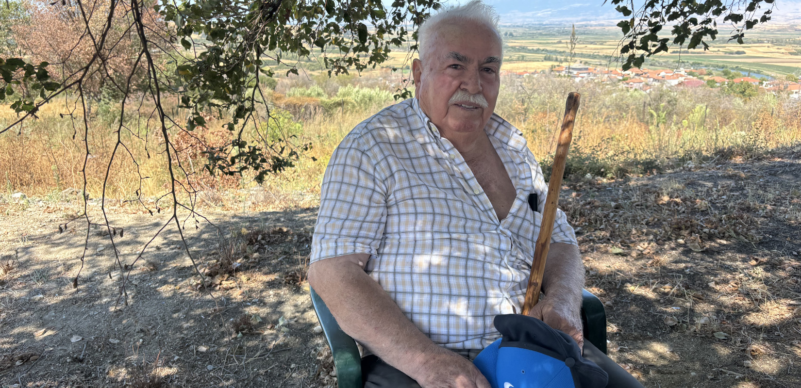 Αλέξανδρος Κοχλιαρίδης, ο παλαιότερος εν ζωή αρχαιοφύλακας και αρχιφύλακας της Αμφίπολης Αλέξανδρος Κοχλιαρίδης, ο παλαιότερος εν ζωή αρχαιοφύλακας και αρχιφύλακας της Αμφίπολης