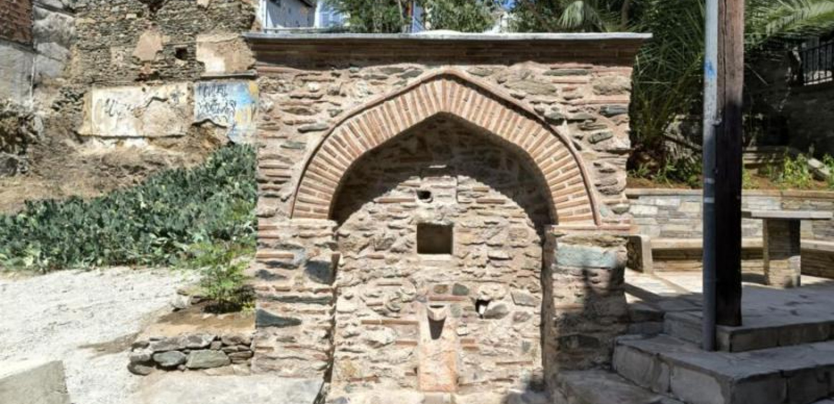 Θεσσαλονίκη: Τέσσερις οθωμανικές κρήνες προσφέρουν ξανά πόσιμο νερό στους πολίτες (βίντεο)