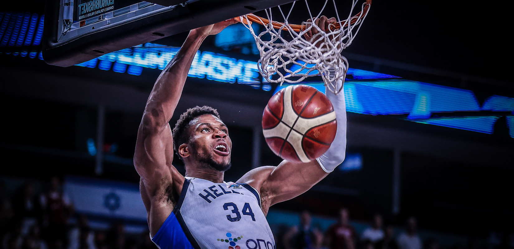 Θεσσαλονίκη: Ξεσηκωμός για την Εθνική - Μέχρι και ο Ρουβάς μετά το ματς θα παίξει στην ΔΕΘ Θεσσαλονίκη: Ξεσηκωμός για την Εθνική - Μέχρι και ο Ρουβάς μετά το ματς θα παίξει στην ΔΕΘ