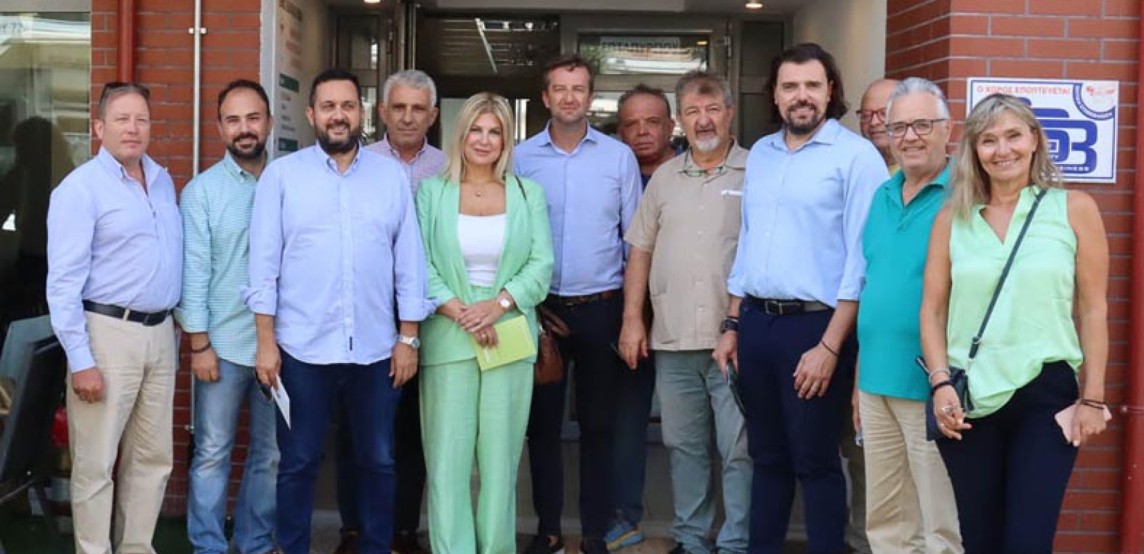 Θεσσαλονίκη: Βουλευτές του ΠΑΣΟΚ σε κοινωνικές δομές του δήμου Νεάπολης-Συκεών