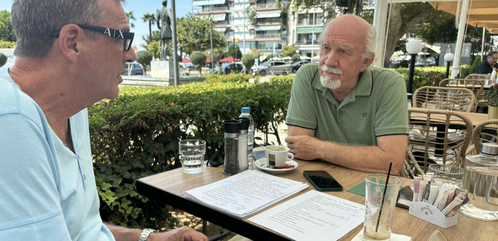 Πρωινός καφές με το δημοσιογράφο Νίκο Δημαρά (βίντεο)