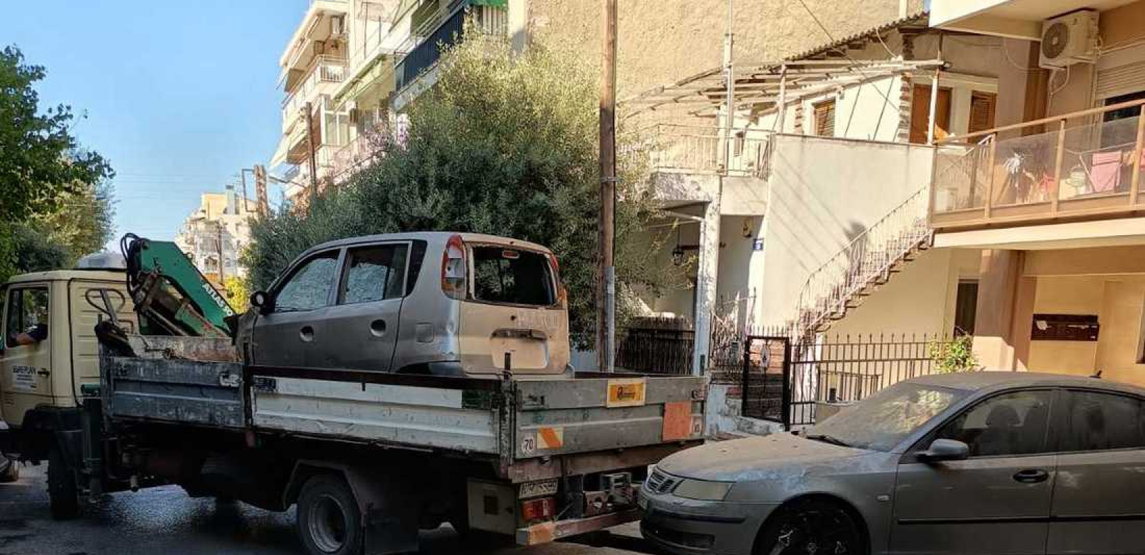 Καλαμαριά: Νέα δράση απομάκρυνσης εγκαταλελειμμένων οχημάτων