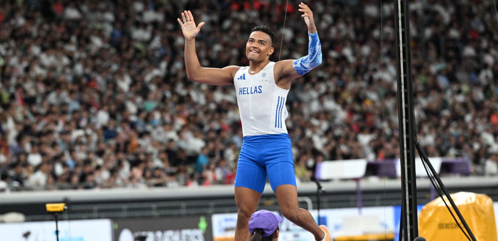 Παγκόσμιο πρωτάθλημα στίβου: Άνετα στον τελικό ο Καραλής (βίντεο)