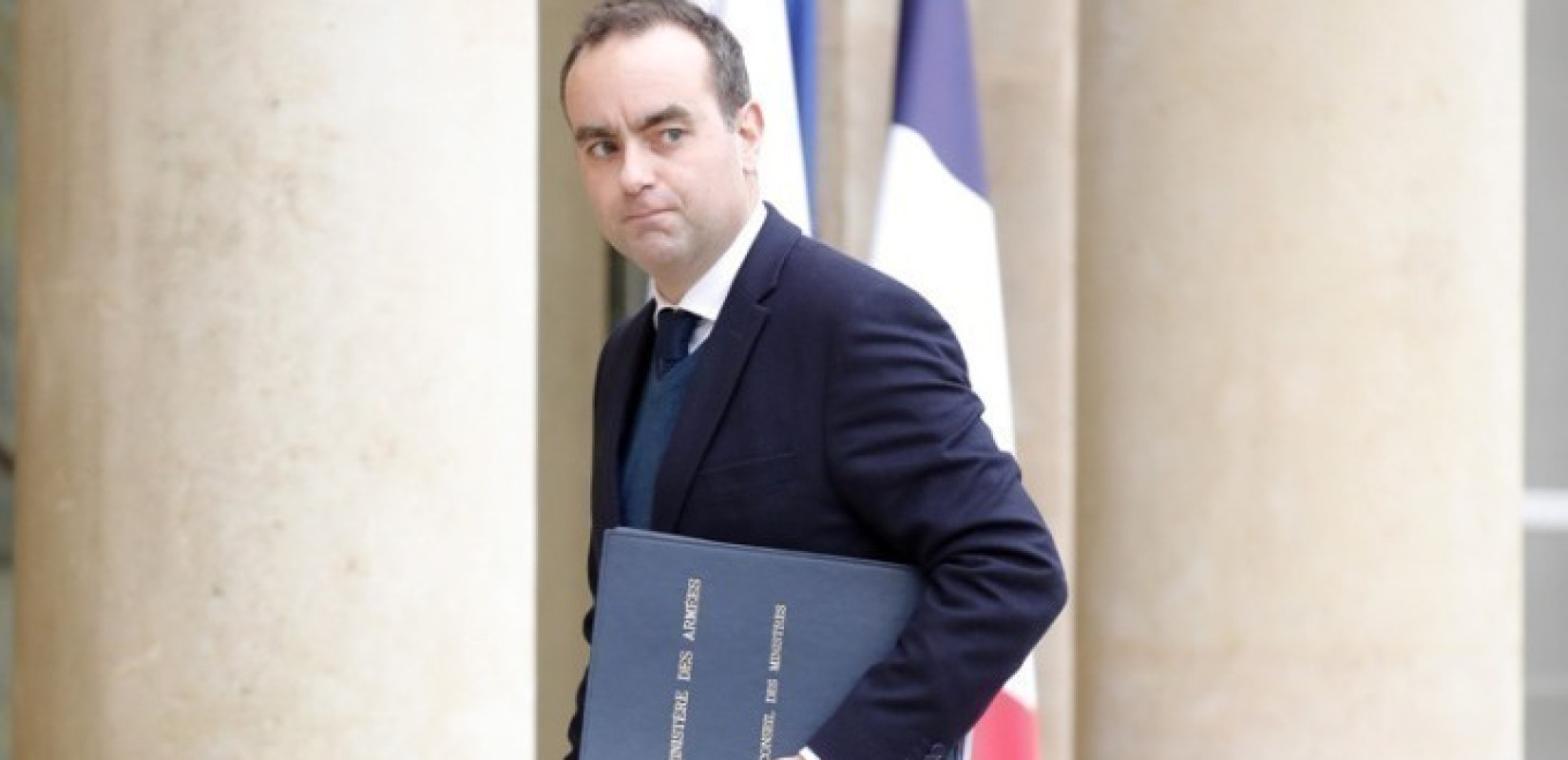 Πέφτει η κυβέρνηση στη Γαλλία - Παραιτήθηκε ο πρωθυπουργός Σεμπαστιάν Λεκορνί