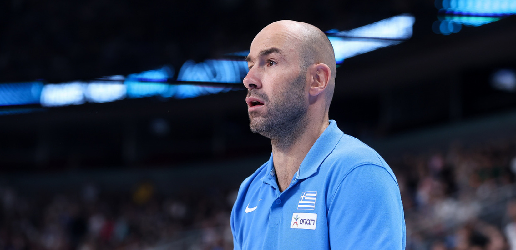 «Ελλάδα, αυτό είναι για σένα»: Η αφιέρωση του Σπανούλη και οι αγκαλιές με τους θρύλους του ελληνικού μπάσκετ