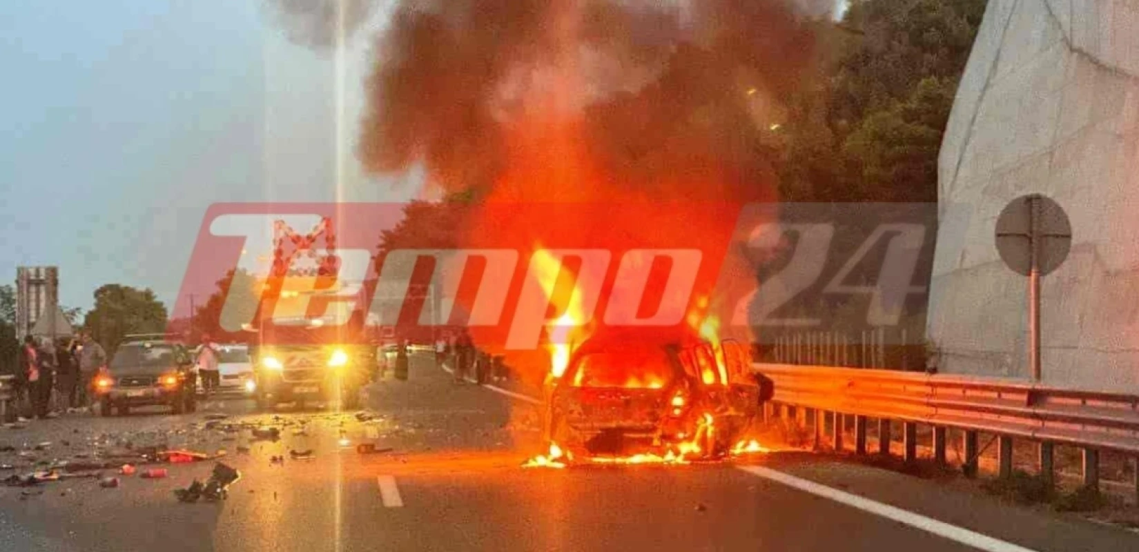 Τροχαίο δυστύχημα στην Αχαΐα: Aπανθρακώθηκε ο οδηγός - Δύο τραυματίες μετά τη σφοδρή σύγκρουση