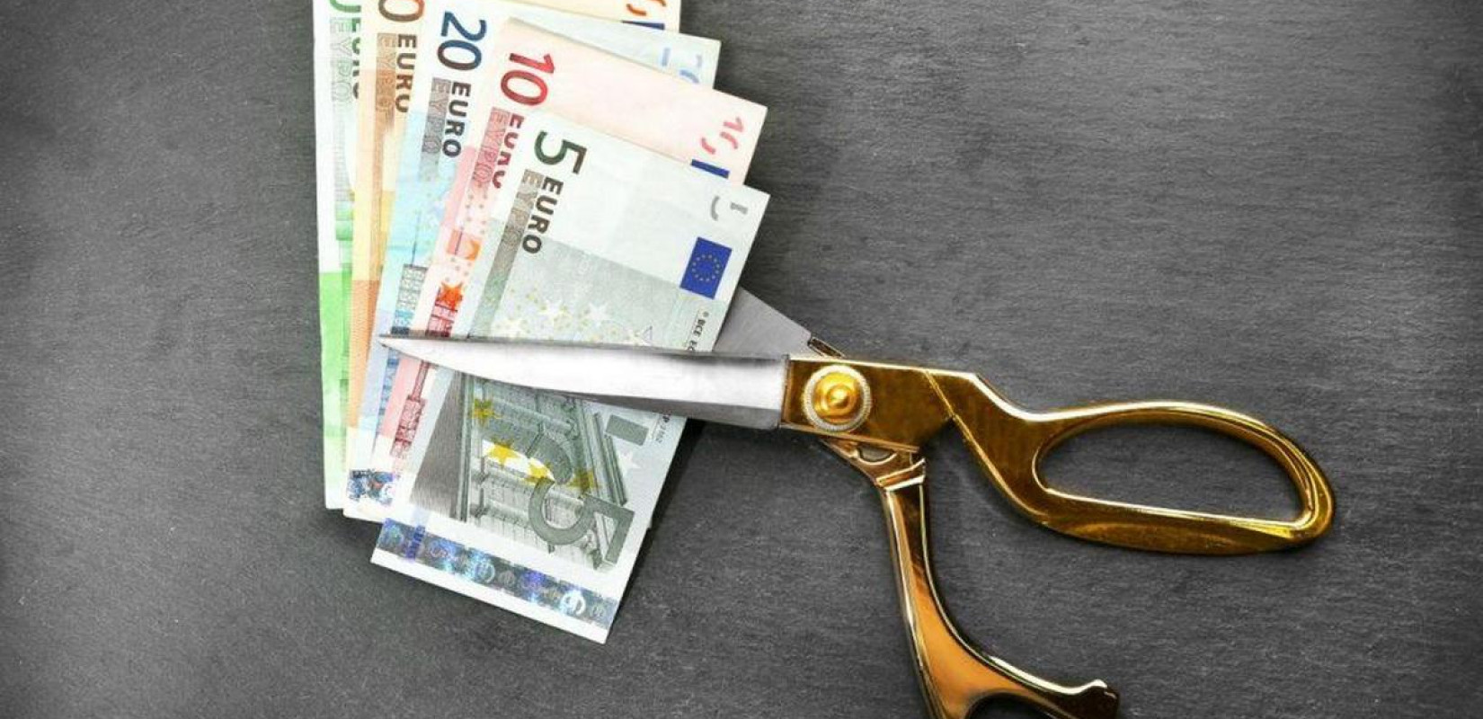 Πανδημία… ακρίβειας απειλεί να φέρει η ευλογιά των προβάτων