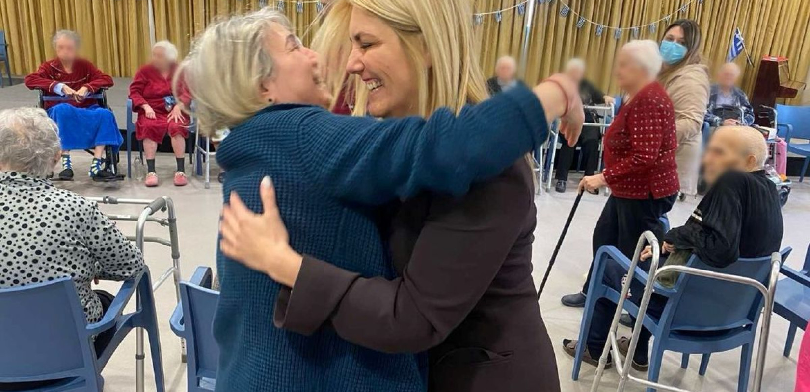 Ηλικιωμένοι έγραψαν παραμύθια και τα διάβασαν σε παιδιά στα ΚΔΑΠ του δήμου Θεσσαλονίκης
