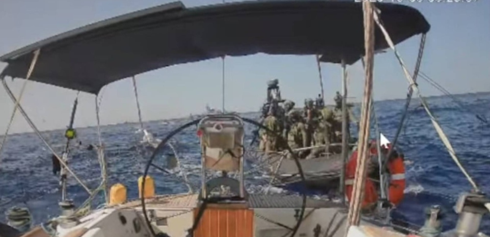 Ισραηλινό μπλόκο και στο τελευταίο πλοίο του στολίσκου Global Sumud Flotilla για τη Γάζα – 500 ακτιβιστές σε κράτηση (βίντεο)