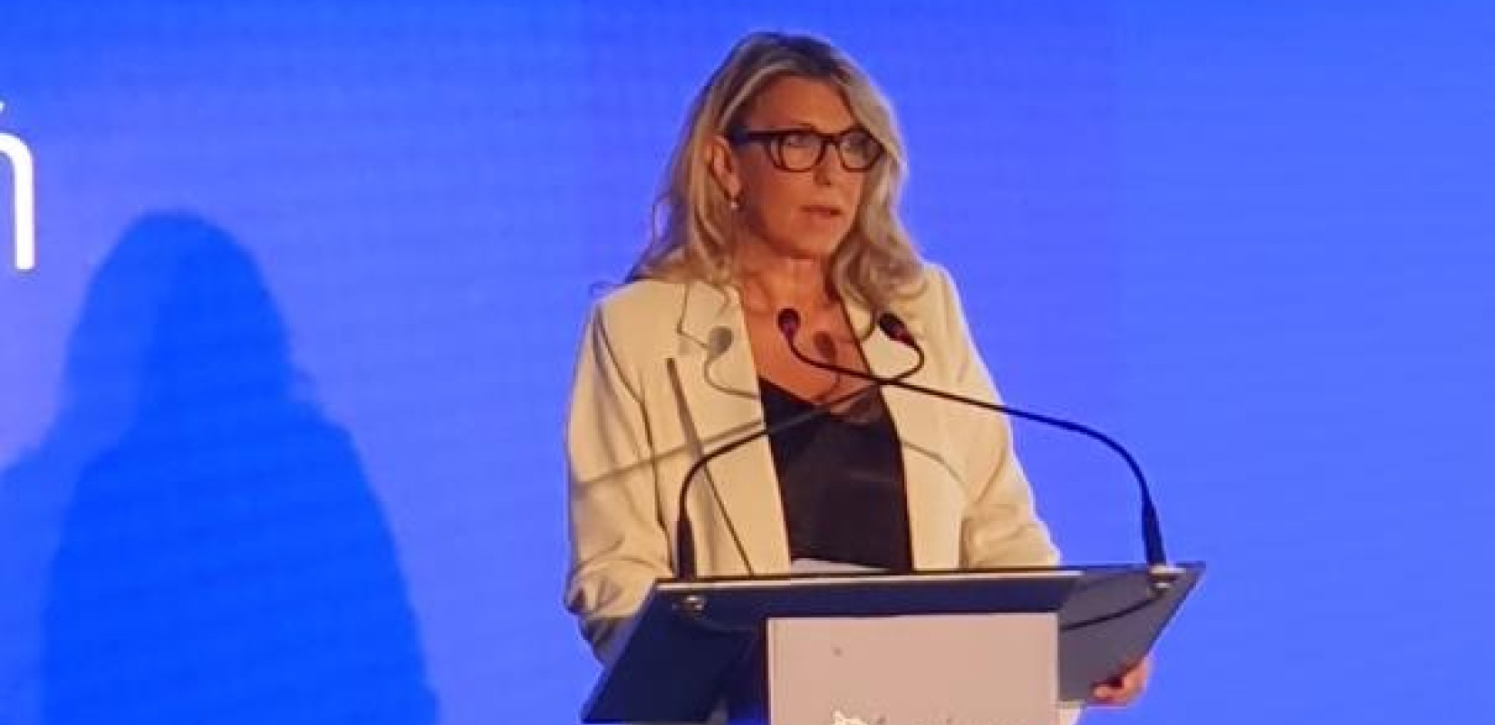 Α. Καραμανλή: «Το 2025 ισχυρή χρονιά για τον ελληνικό τουρισμό - Τα έσοδα αυξήθηκαν κατά 12,5%»