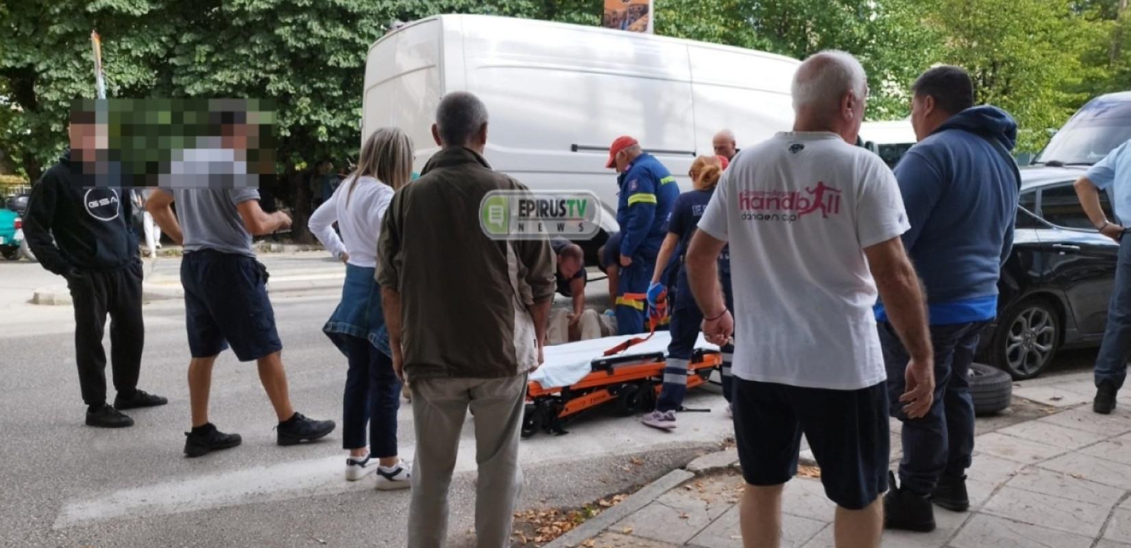 Ιωάννινα: ΙΧ παρέσυρε ηλικιωμένο - Δείτε φωτογραφίες