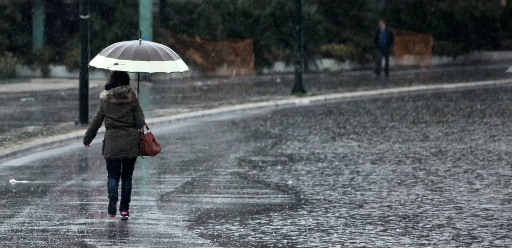 Με τοπικές χαλαζοπτώσεις εντείνονται τα φαινόμενα της κακοκαιρίας «Αντέλ» - Που θα «χτυπήσουν»