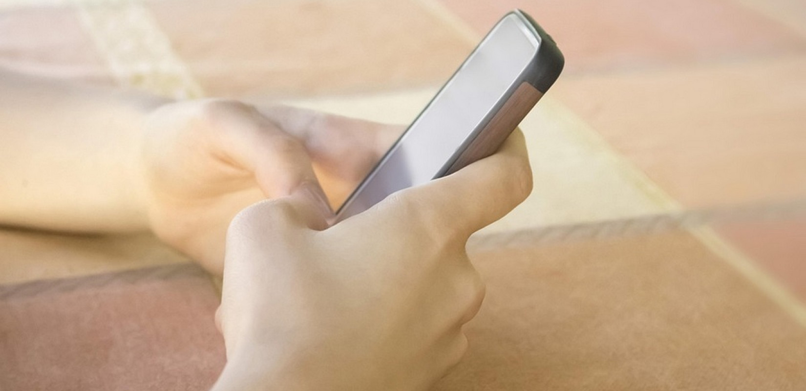 Μπλόκο στα social media για τους κάτω των 15 - Τι λένε οι ειδικοί και γιατί η επιτυχία εξαρτάται από γονείς και σχολεία