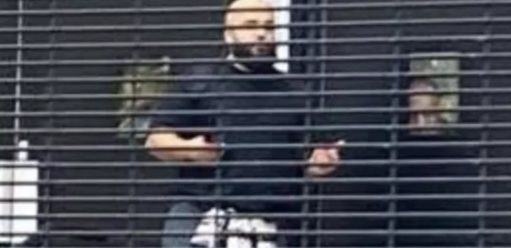 Αυτός ήταν ο δράστης που αιματοκύλισε το Χίτον Παρκ του Μάντσεστερ (βίντεο)