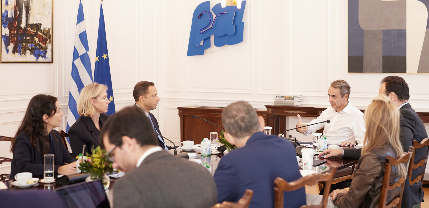 Μητσοτάκης στον αντιπρόεδρο της Google: Μας απασχολεί η προστασία των ανηλίκων στο διαδίκτυο
