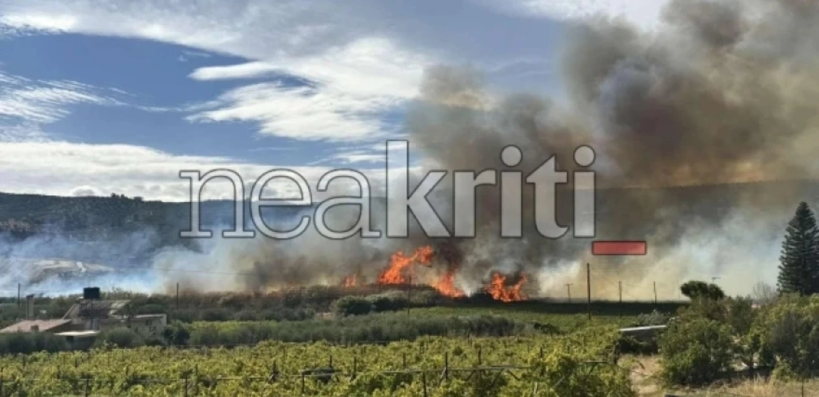 Κρήτη: Φωτιά στις Μαλάδες – Ήχησε το 112