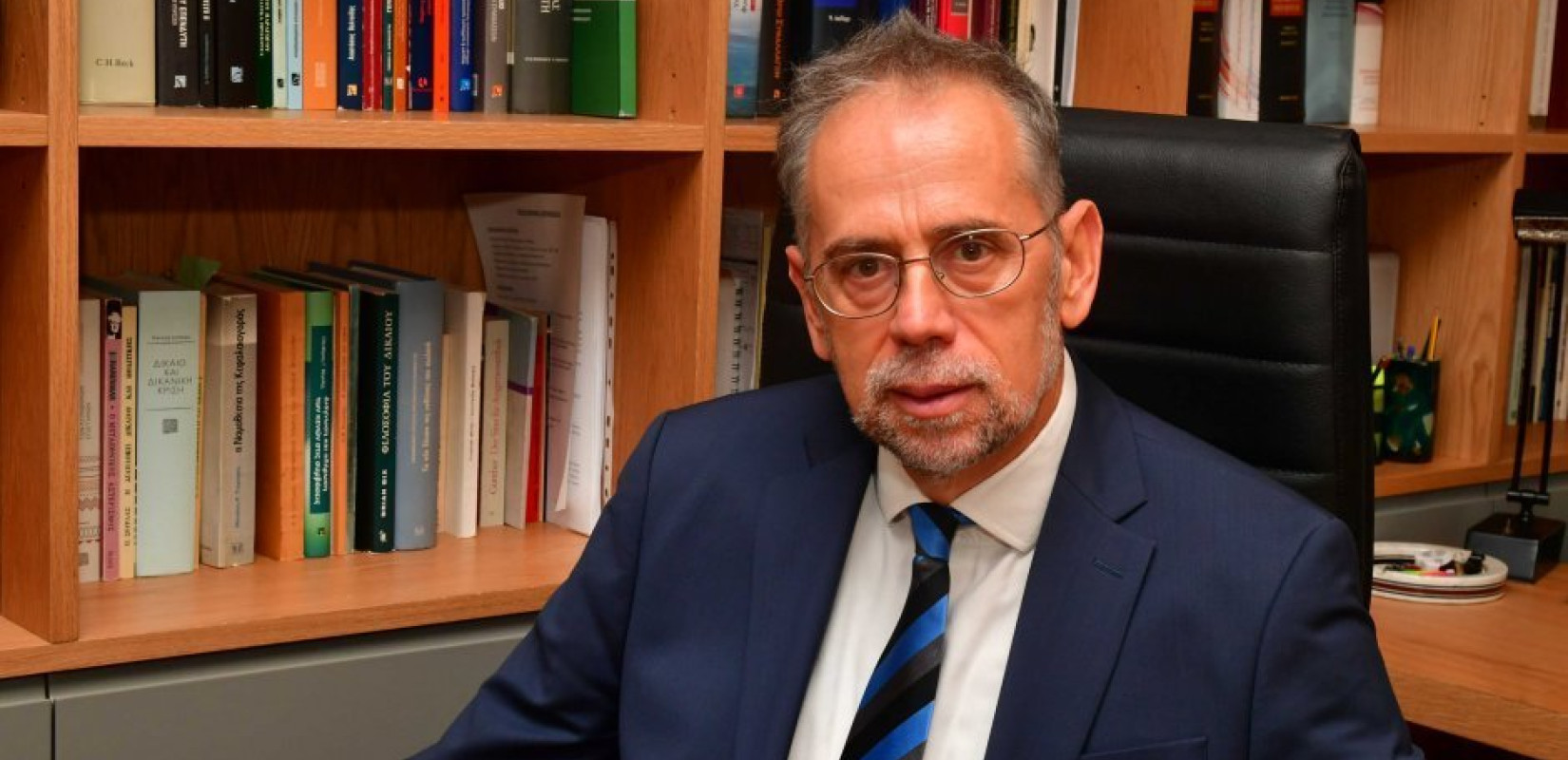 Κρυφές χρεώσεις στις δόσεις ασφαλίστρων ζωής