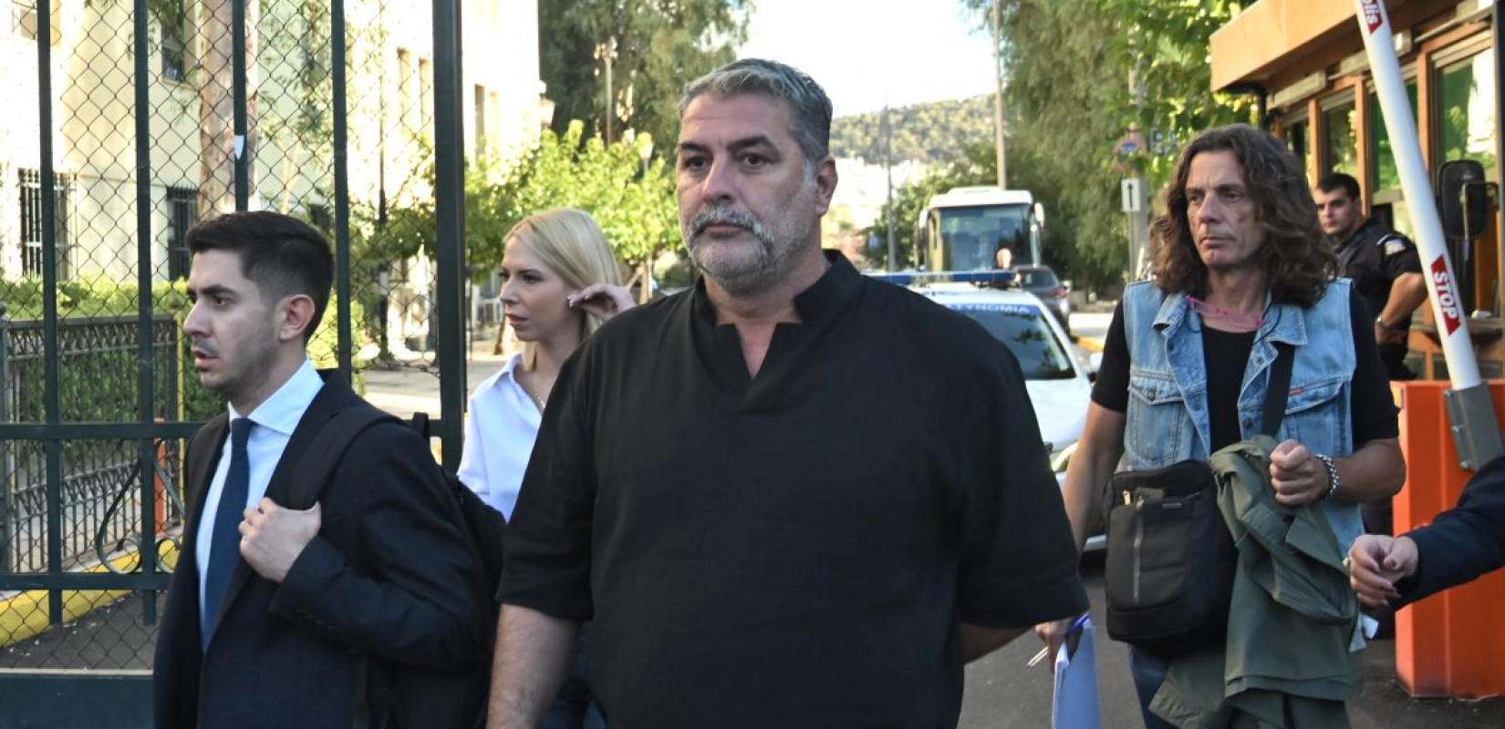 Αφέθηκε ελεύθερος ο Β. Μπισμπίκης - Αναβλήθηκε η δίκη του