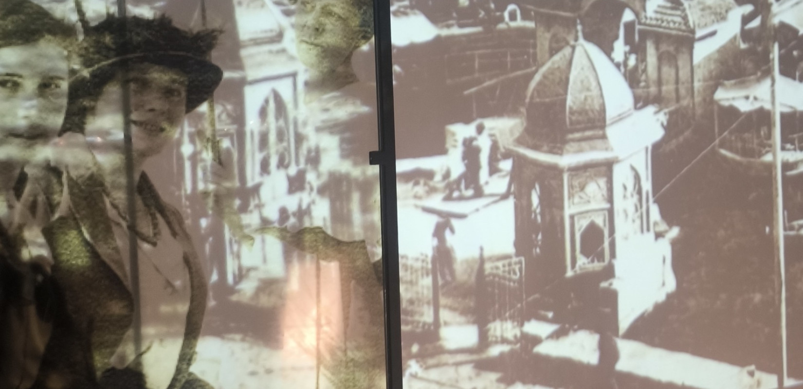 Thessaloniki AI: Εικον(ιστ)ικές Πραγματικότητες: Άνοιξε τις πόρτες της η έκθεση του Δήμου Καλαμαριάς και του Μουσείου Φωτογραφίας «Χρήστος Καλεμκερής»