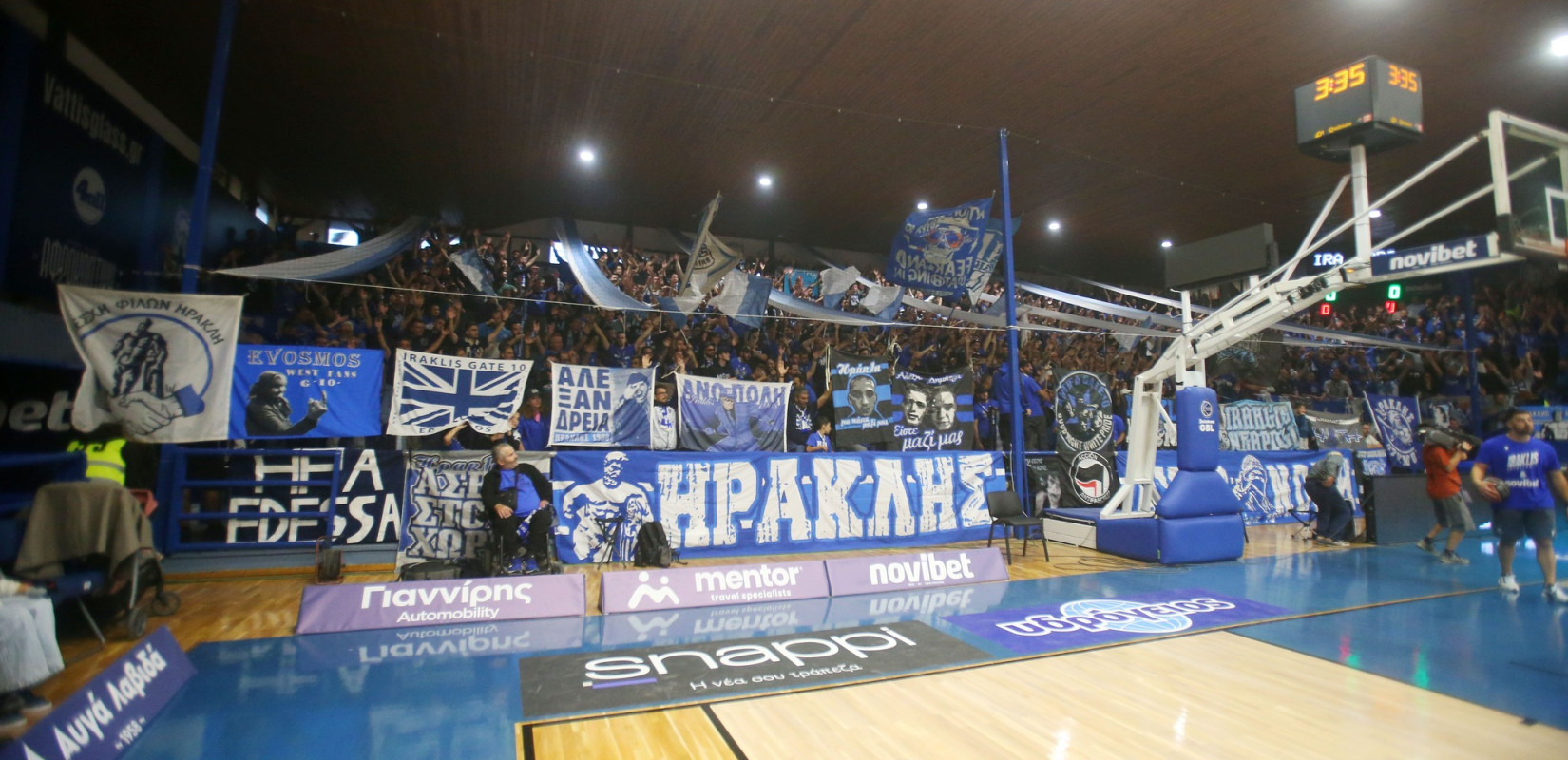 Μπάσκετ: Υπόκλιση του Ηρακλή στον κόσμο του (βίντεο)