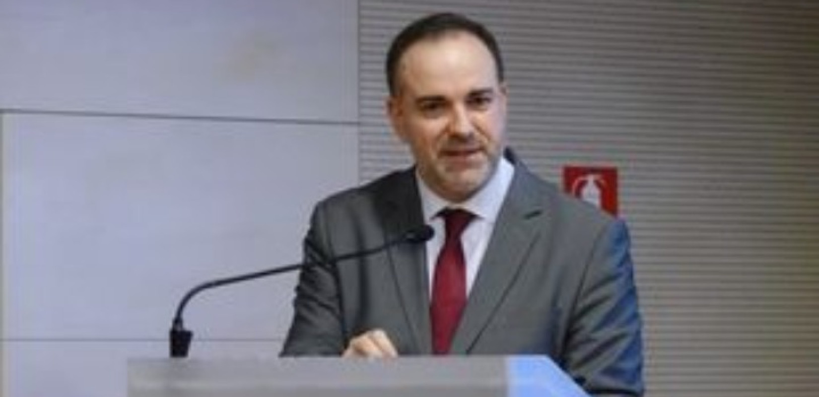 Οι τεχνοηθικοί πανικοί της ανθρωπότητας: Από τον Πλάτωνα μέχρι την Τεχνητή Νοημοσύνη