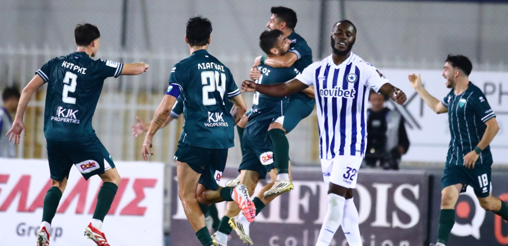 Super League: Ο Παλάσιος κράτησε «όρθιο» τον Λεβαδειακό στο Περιστέρι