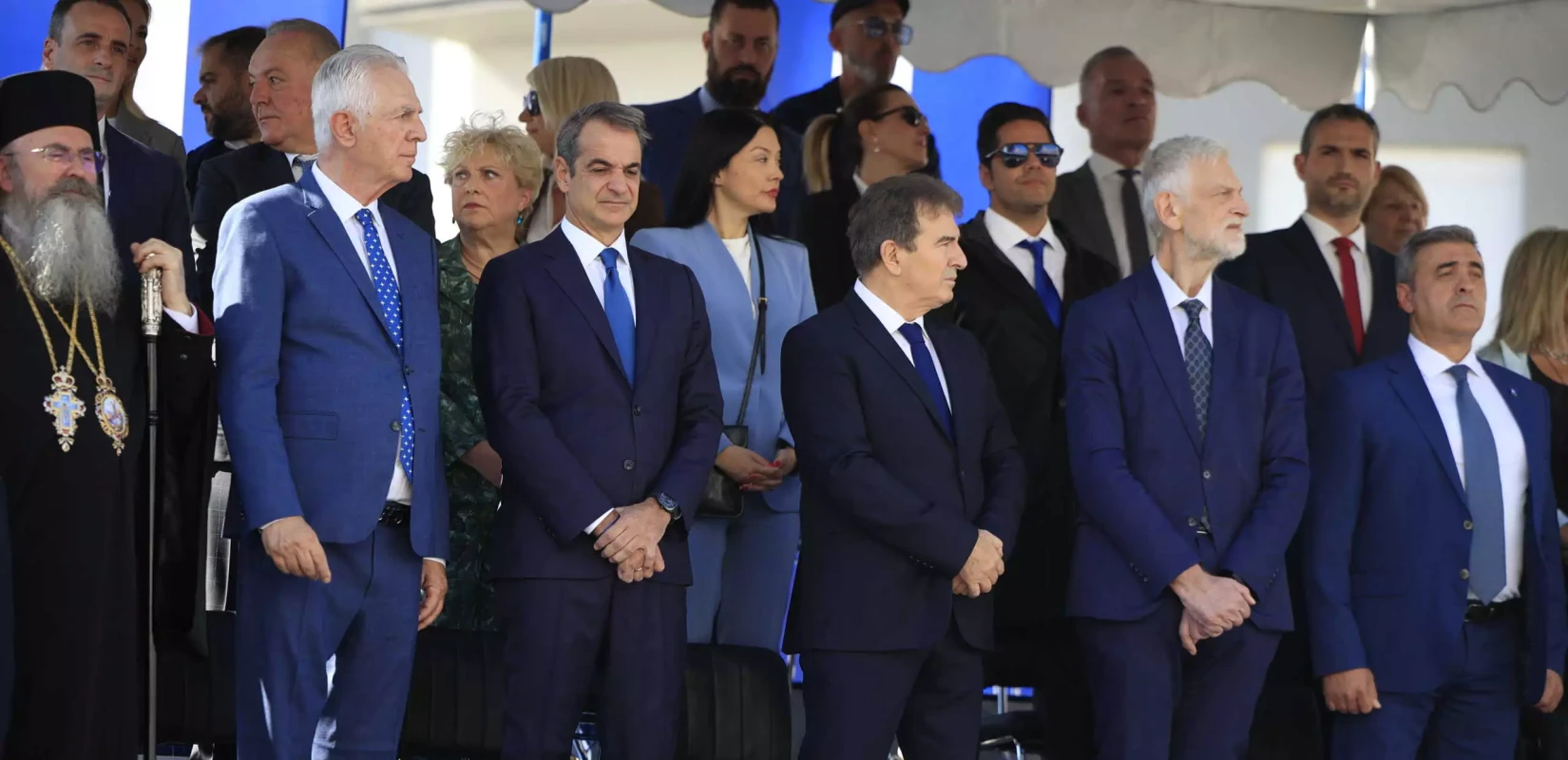 Η Αθήνα που έχει ξεφύγει, η Ύδρα των τριών ταινιών του Χόλυγουντ και το «κλίνατε προς τον Βορρά» του πρωθυπουργού. Γράφει ο Μποξέρ*