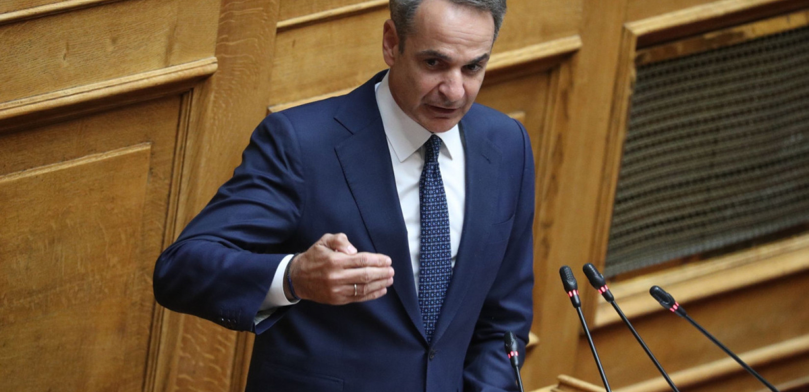 Τριτολογία Μητσοτάκη στη Βουλή: Στρατηγική σχέση με το Ισραήλ όχι με κυβέρνηση Νετανιάχου (βίντεο)
