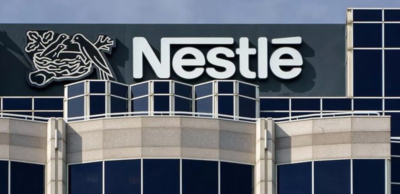 Τουλάχιστον 16.000 εργαζόμενοι της Nestlé παγκοσμίως θα χάσουν την δουλειά τους