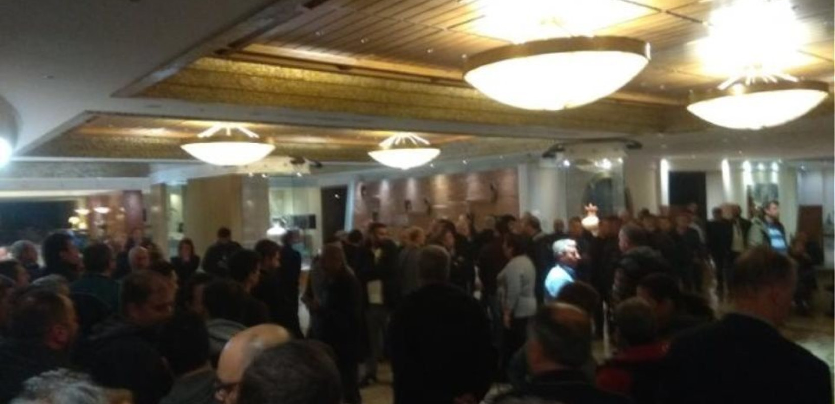 Ξύλο στο συνέδριο της ΓΣΕΕ