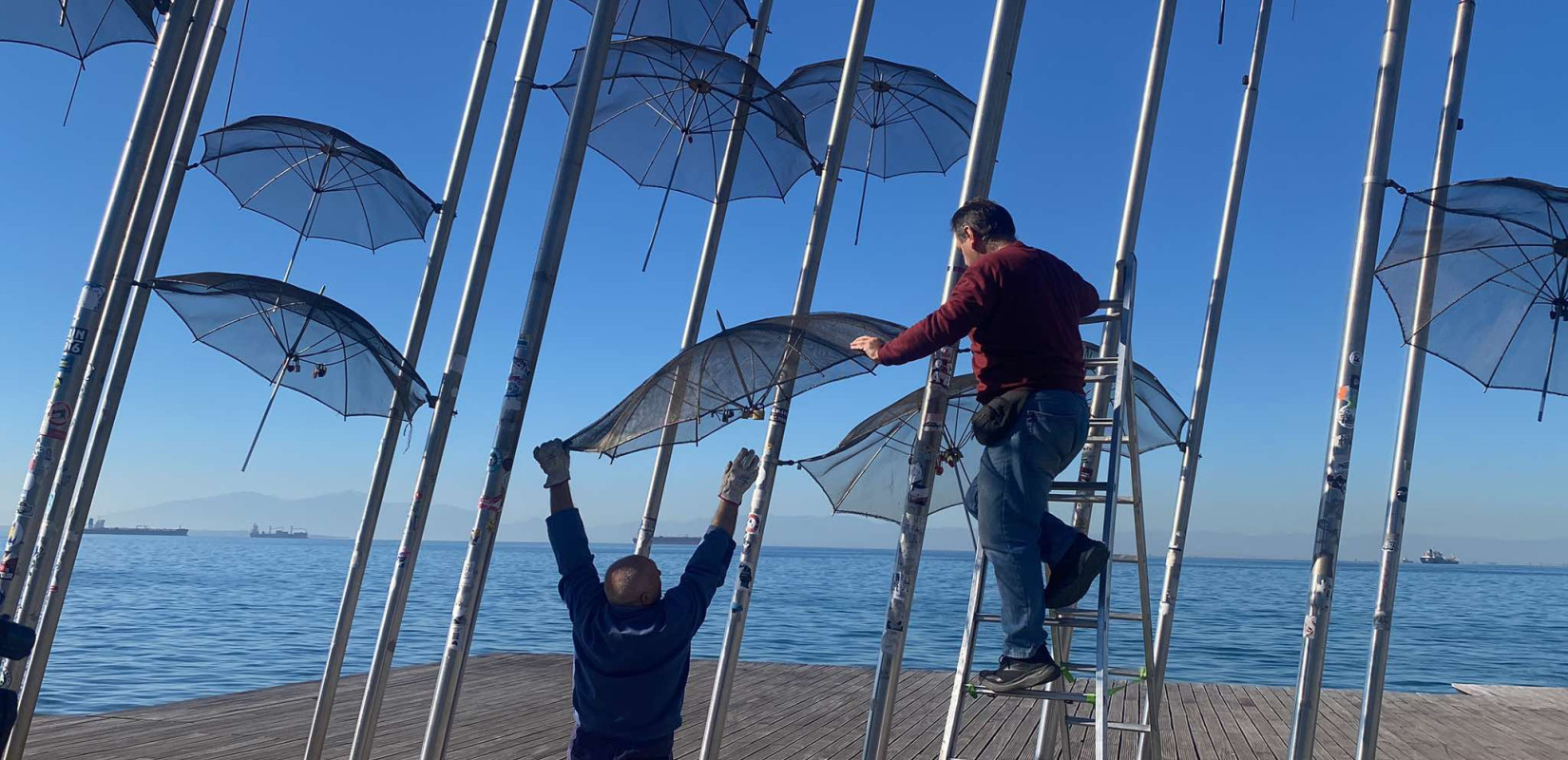 Θεσσαλονίκη: Κατεβάζουν τις «Ομπρέλες» του Ζογγολόπουλου και τις στέλνουν στην Αθήνα για συντήρηση (βίντεο) Θεσσαλονίκη: Κατεβάζουν τις «Ομπρέλες» του Ζογγολόπουλου και τις στέλνουν στην Αθήνα για συντήρηση (βίντεο)