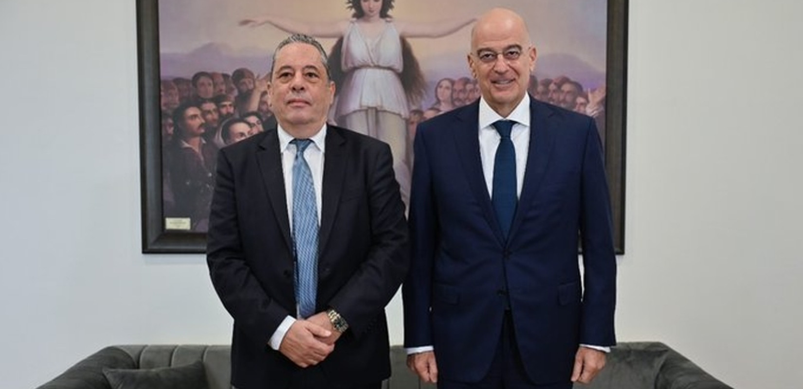 Δένδιας - Πάλμας στη Θεσσαλονίκη: Στο επίκεντρο η αμυντική συνεργασία Ελλάδας - Κύπρου Δένδιας - Πάλμας στη Θεσσαλονίκη: Στο επίκεντρο η αμυντική συνεργασία Ελλάδας - Κύπρου