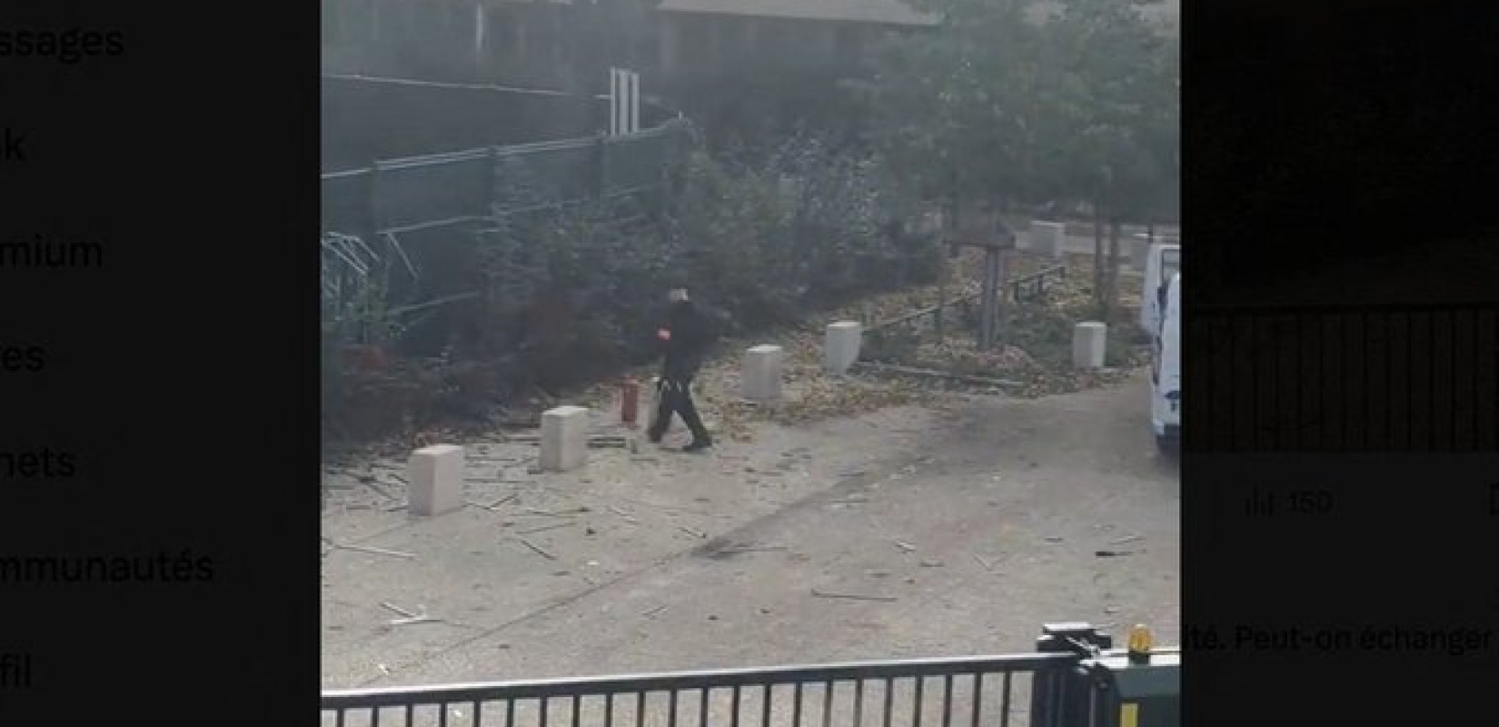 Νέα ληστεία στη Γαλλία: Ένοπλοι μεταμφιεσμένοι σε αστυνομικούς εισέβαλαν σε εργαστήριο χρυσού στη Λυών (βίντεο) Νέα ληστεία στη Γαλλία: Ένοπλοι μεταμφιεσμένοι σε αστυνομικούς εισέβαλαν σε εργαστήριο χρυσού στη Λυών (βίντεο)