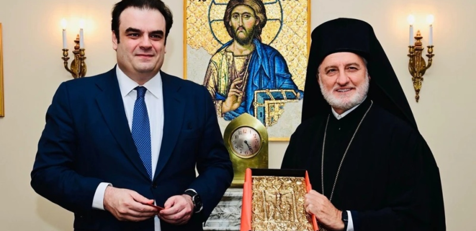 Συνάντηση Κυρ. Πιερρακάκη με τον Αρχιεπίσκοπο Αμερικής Ελπιδοφόρο στη Νέα Υόρκη