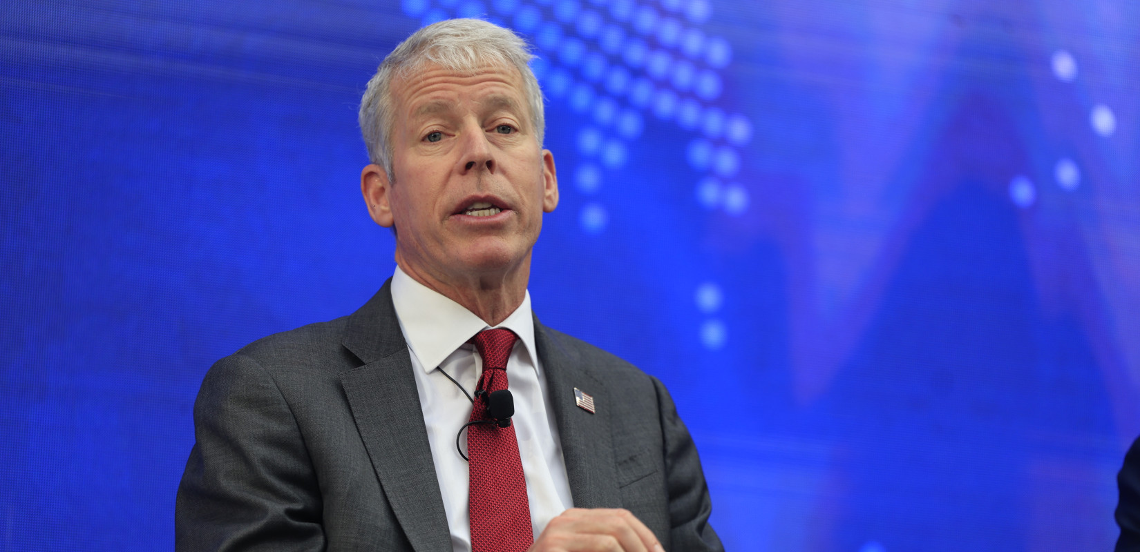 Κρις Ράιτ - Υπ. Ενέργειας ΗΠΑ: «Η Ελλάδα σημείο εισόδου για το αμερικανικό Υγροποιημένο Φυσικό Αέριο»