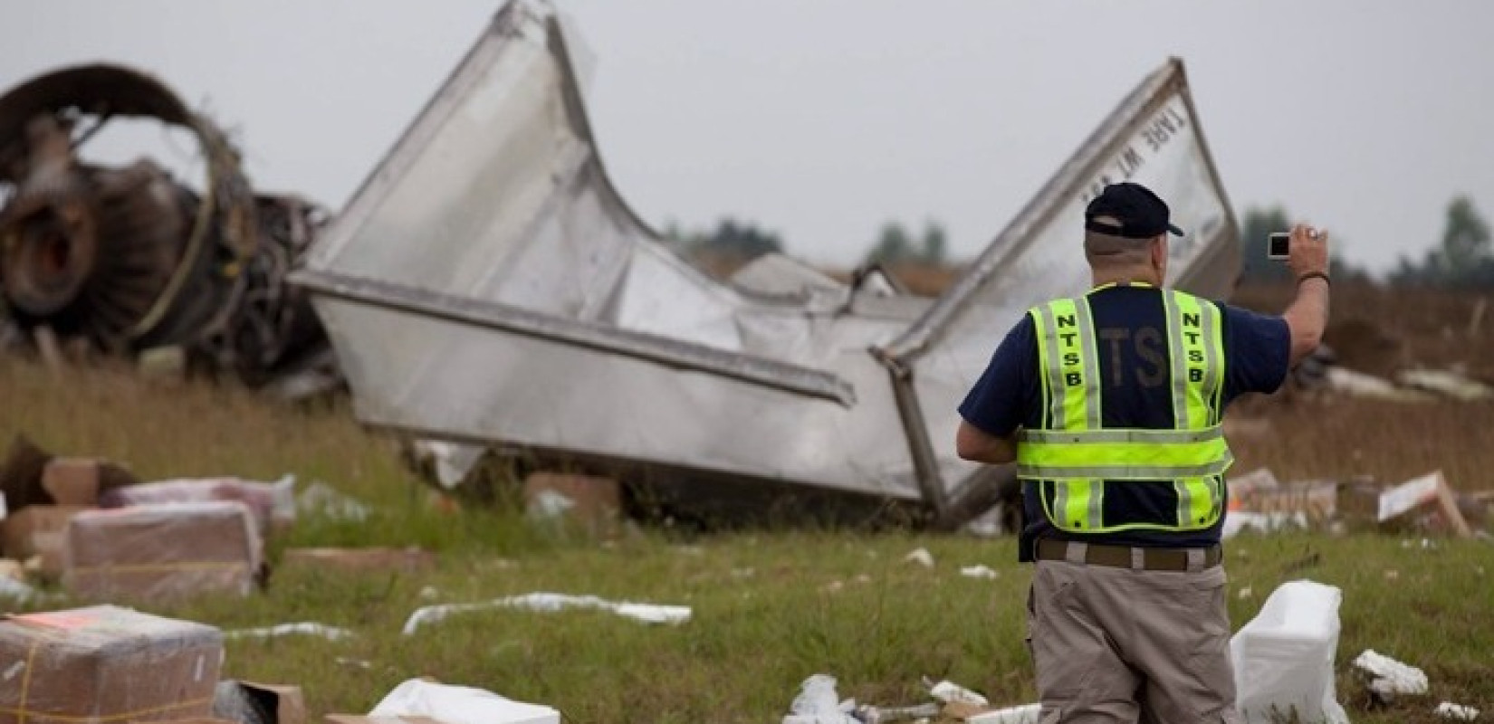 ΗΠΑ: UPS και FedEx καθηλώνουν τα αεροσκάφη MD-11 που διαθέτουν μετά από το αεροπορικό δυστύχημα στο Λούισβιλ του Κεντάκι