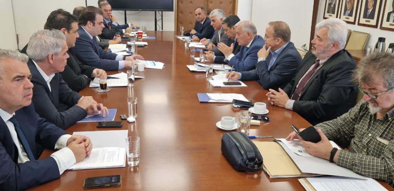 Δήμοι - Κυβέρνηση: Το «μεγάλο παζάρι» του μισού δισ. ευρώ που έπεσε σε μόλις 100 εκατ. ευρώ