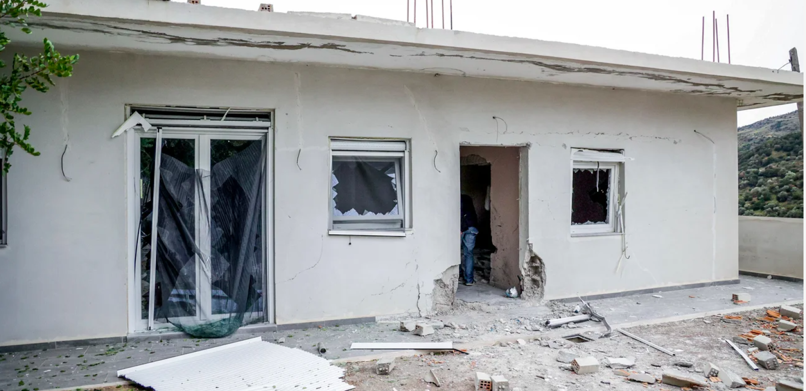 Βορίζια: Κατέθεσαν στο αστυνομικό Μέγαρο τρεις έγκλειστοι συγγενείς του Φανούρη Καργάκη για τη βόμβα