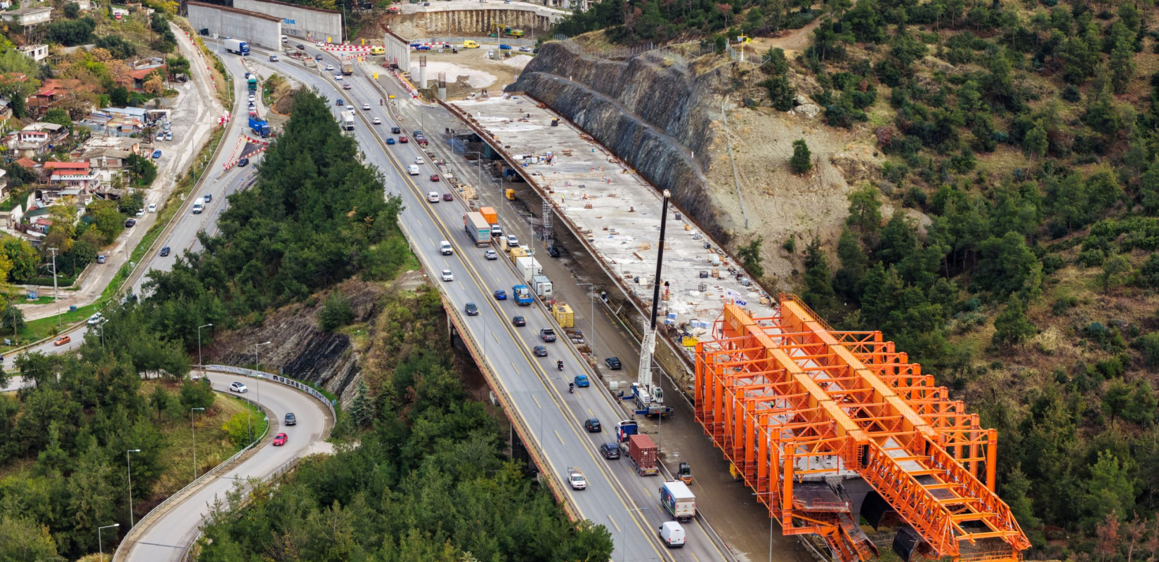 Όλα τα μεγάλα έργα υποδομών το 2025: Μήνα προς μήνα η εξέλιξη των επενδύσεων στην Ελλάδα