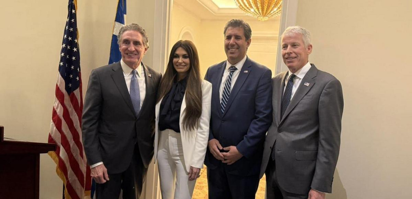 Μία λαμπερή βραδιά στο Jefferson House, στο Κολωνάκι