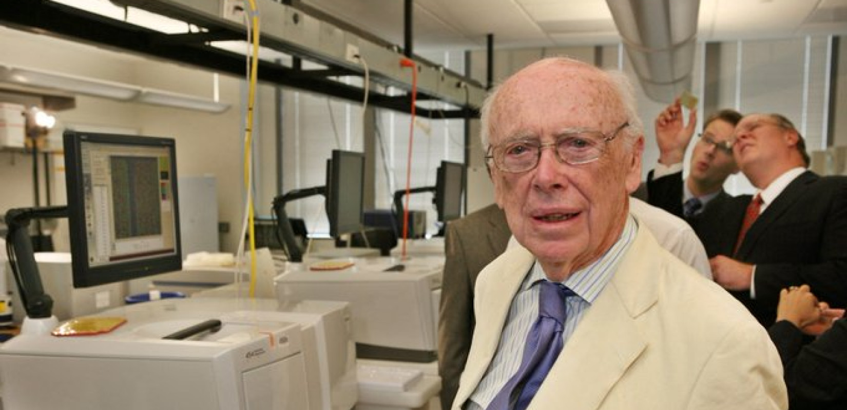 Τζέιμς Γουότσον: Πέθανε σε ηλικία 97 ετών ένας από τους επιστήμονες που ανακάλυψε τη δομή του DNA